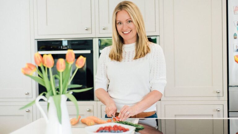 Dietitian Jennifer Low in a kitchen