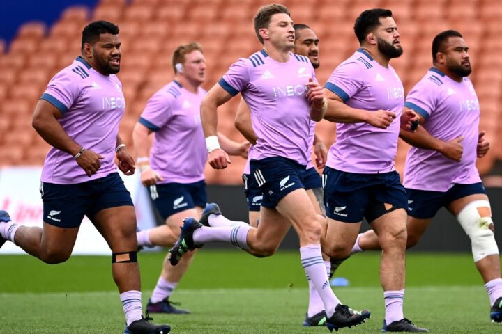 Beauden Barrett of the All Blacks runs through drills during a New Zealand All Blacks Training Session at FMG Stadium on September 01, 2022 in Hamilton, New Zealand