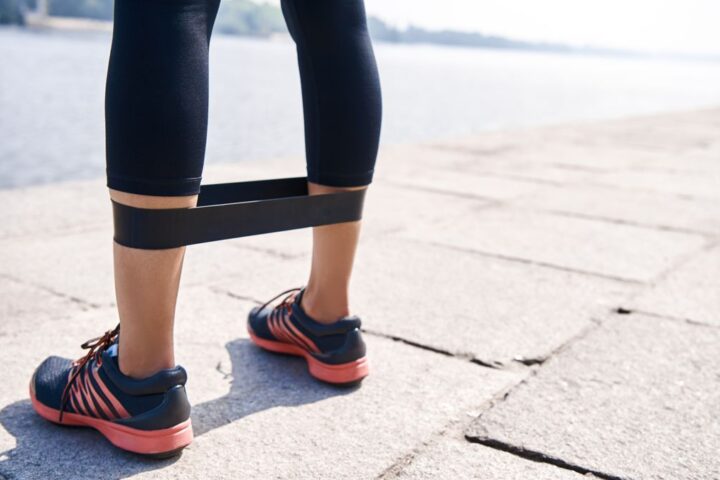 Close up of resistance band around runner